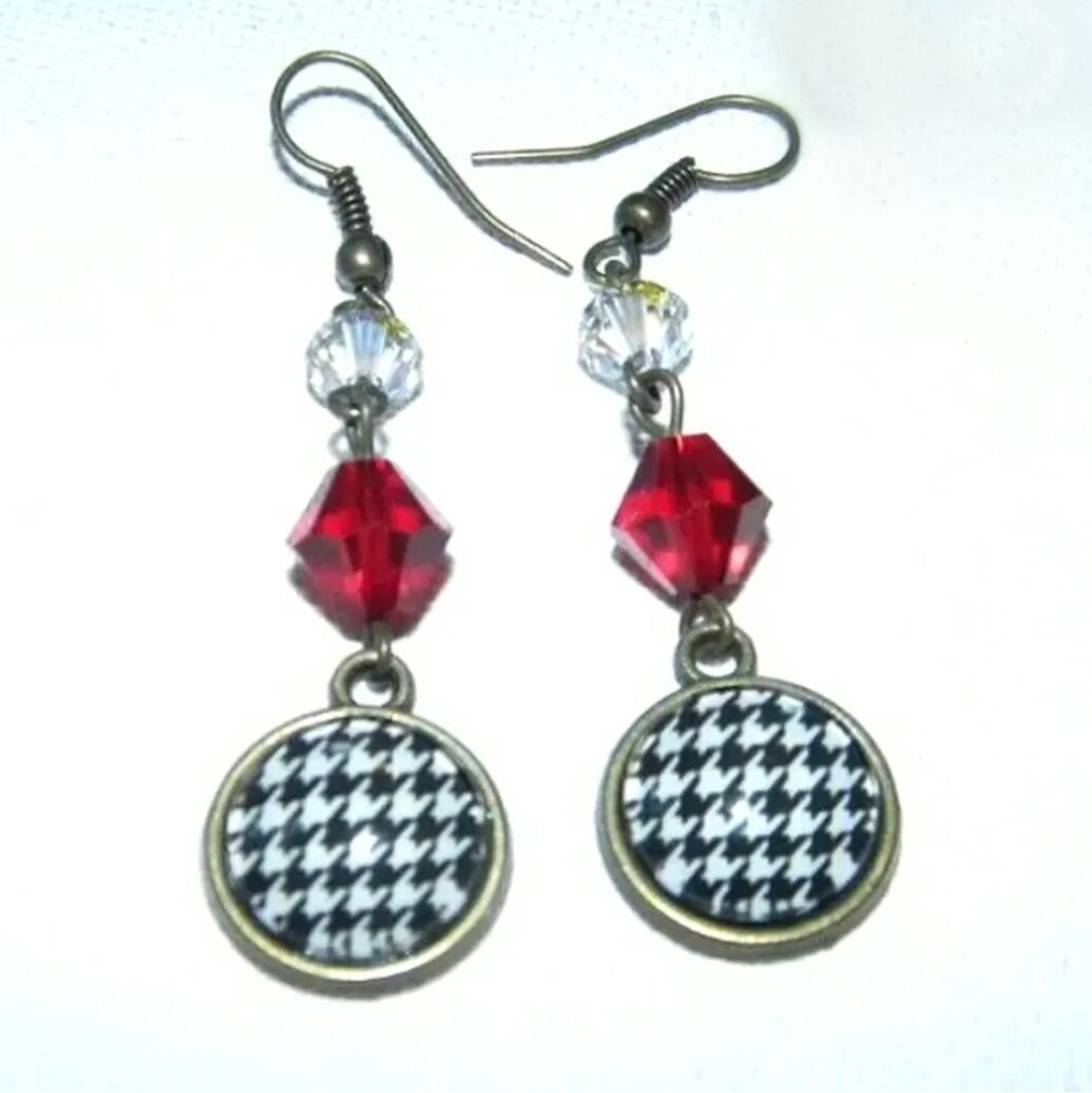 Houndstooth & Crystal Earrings Perfect for Any Bama Girl ❤Handmade❤